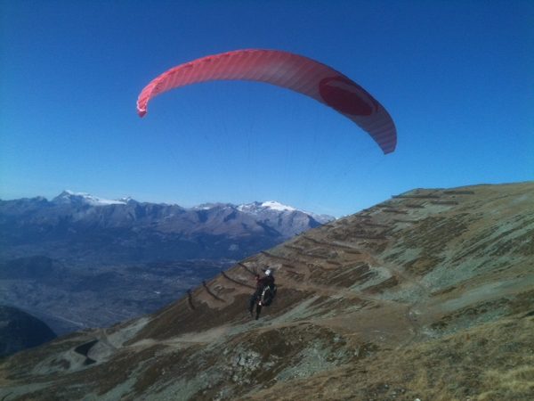 vol en parapente à Vercorin et Evolène